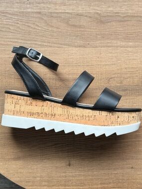 ✝️ Madden Girl | NWOT • Steadyy Black Cork Platform Sandals with Ankle Strap